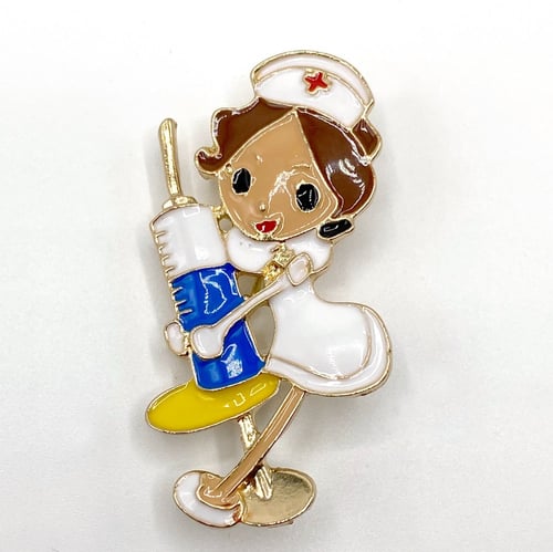 بروش الممرضة