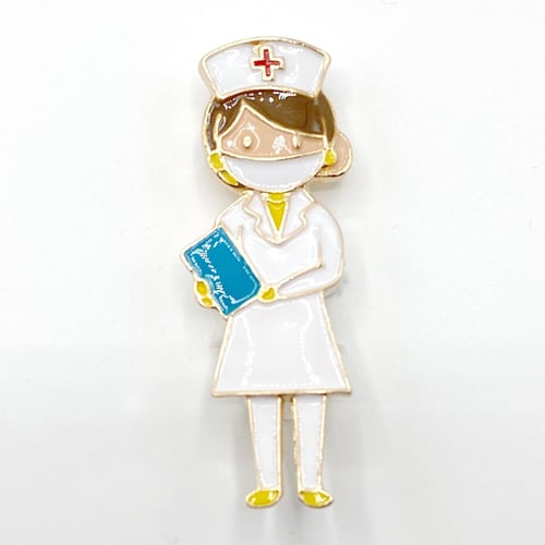 بروش الممرضة