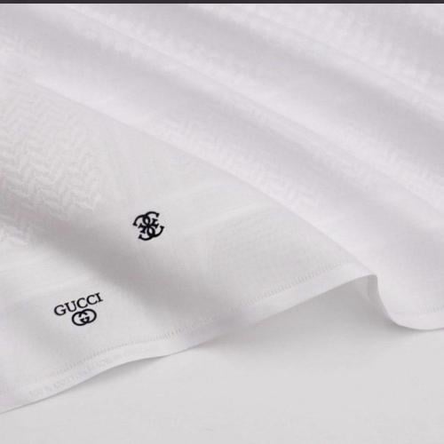 شماغ قوتشي ابيض اخر اصدار