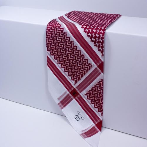 شماغ قوتشي احمر اصدار 2025