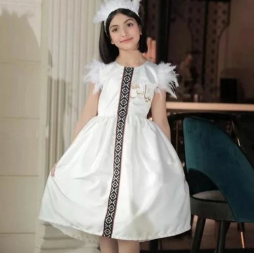 فستان ريش