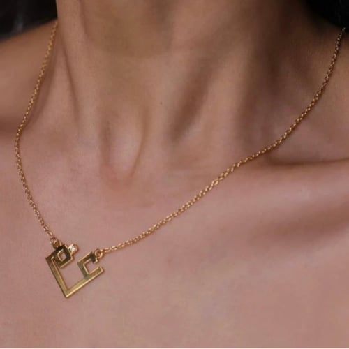 سلسال حرفين شكل قلب