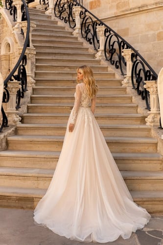 فستان زفاف 133 Corinn