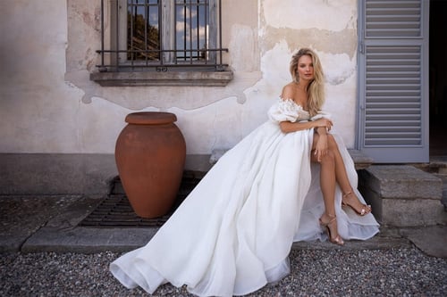 فستان زفاف Queenie