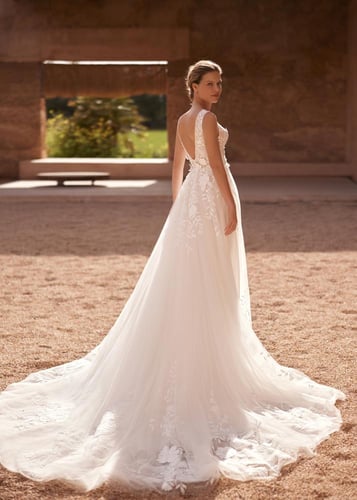 فستان زفاف490 Briaz