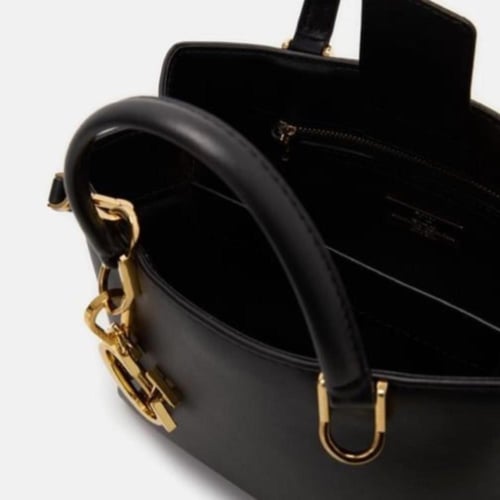 كارولينا هيريرا