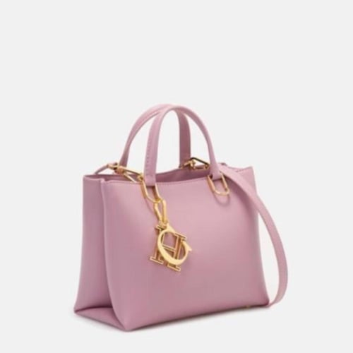 كارولينا هيريرا