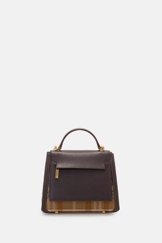 كارولينا هيريرا