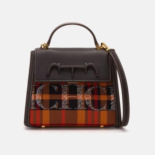 كارولينا هيريرا