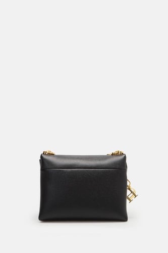 كارولينا هيريرا