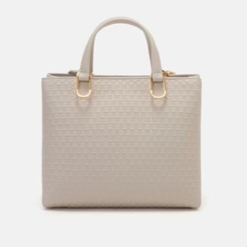 كارولينا هيريرا