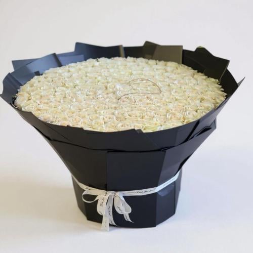 باقة فاخر عدد 200 روز ابيض