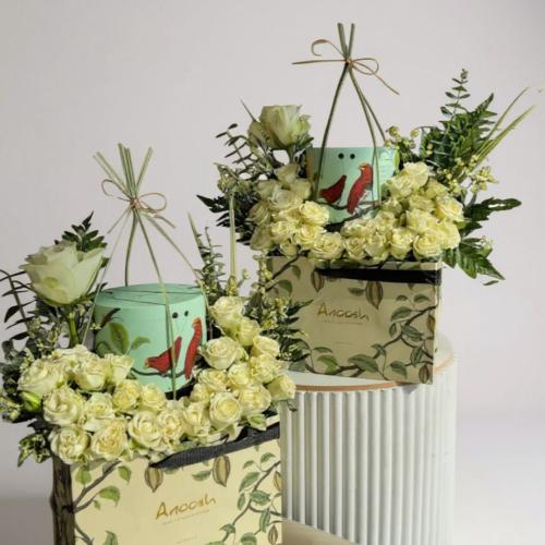 فلاورز طبيعي مع ربع كيلو شوكولاتة Anoosh