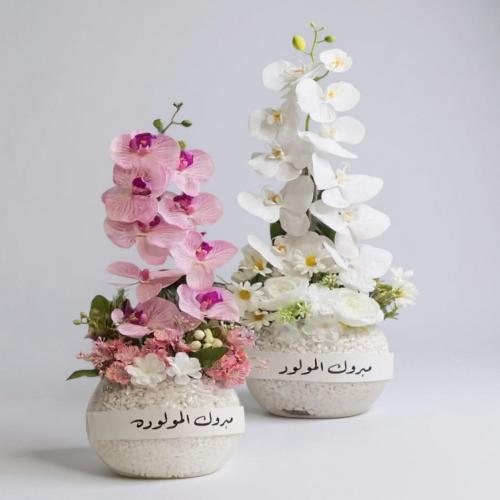 فازة ورد صناعي