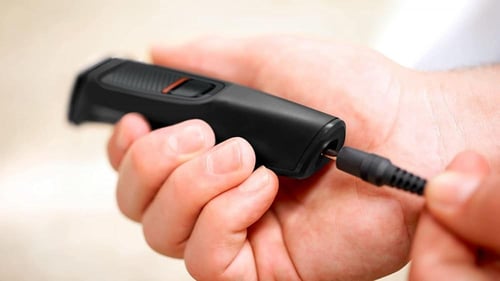 ماكينة حلاقة متعددة الاستخدامات 6 أدوات -فيليبس