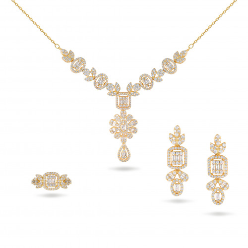 نصف طقم بتصميم جذاب باللون الذهبي