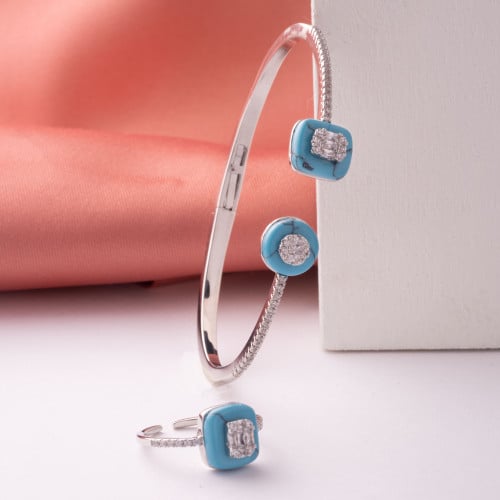 طقم اسواره وخاتم ملفت بلون فضي