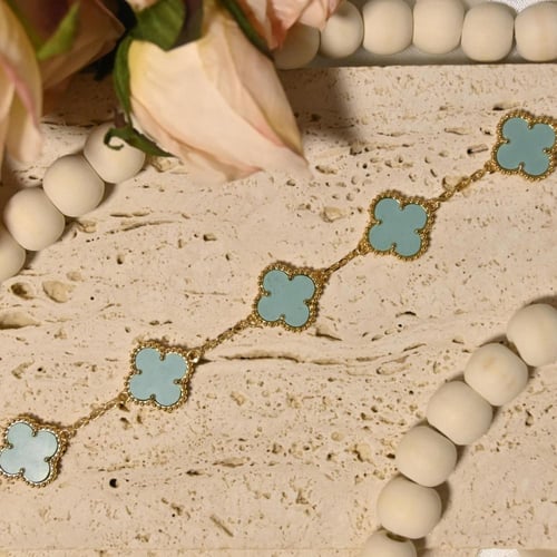 اسوارة VC لون تيڤاني