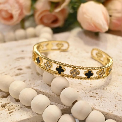 طقم اسوارة وخاتم VC