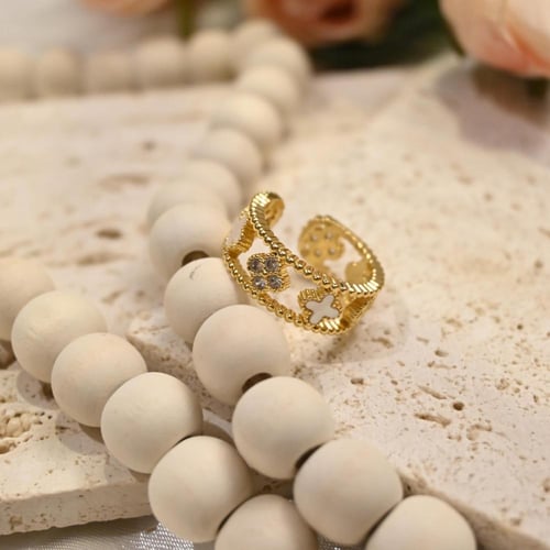 طقم اسوارة وخاتم VC