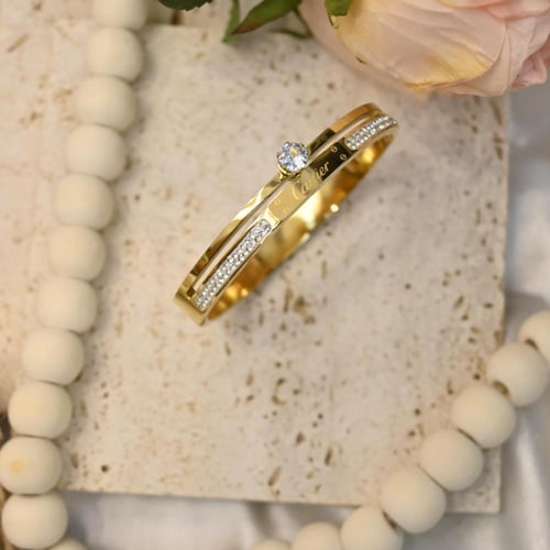 اسوارة ذهبية C