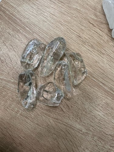 احجار ملونة جودة عالية