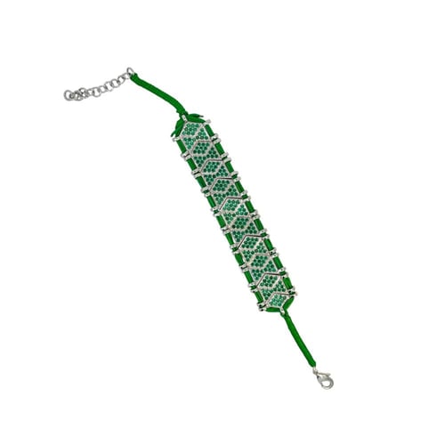 اسواره فضية ببريق الزيركون الأخضر بتصميم هندسي