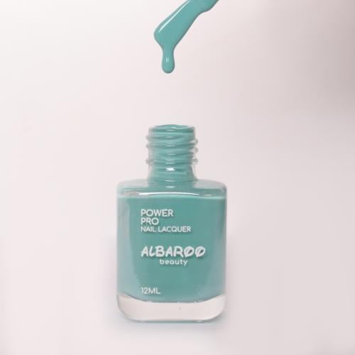 طلاء أظافر 1226 من ALBAROO بدرجة تركواز أنيقة ولمس...