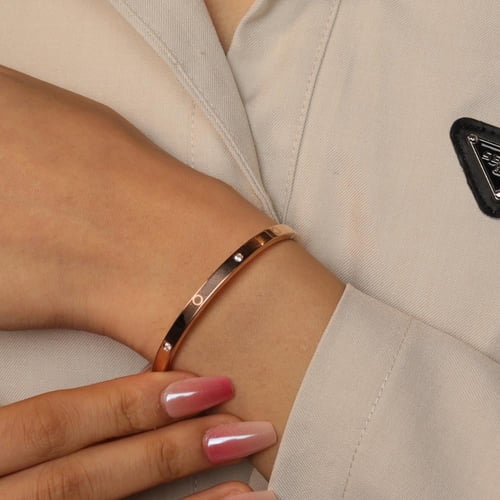 اسورة ستانلس ستيل قياس 52 رفيعة بفصوص