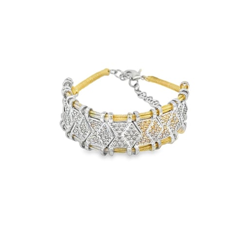 اسواره فضي مرصع بالزيركون بتصميم هندسي فاخر