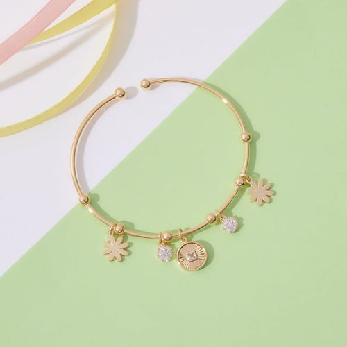 اسورة ناعمة فلاور انيقة زركون