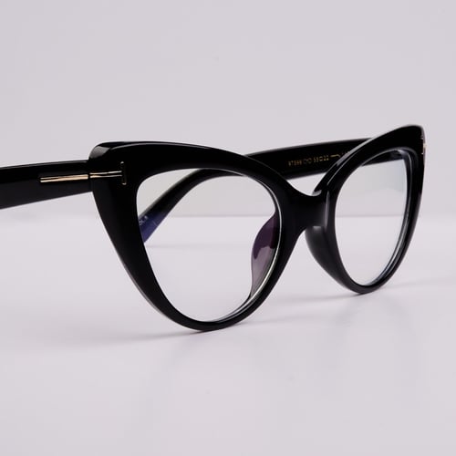 نظارة ليدي كات