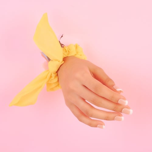 ربطات شعر بألوان ساده من البارو