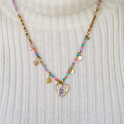 سلسال بتعليقة قلب مزين برموز ناعم ولمسة عين أنيقة