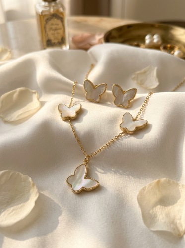 Golden butterfly jewelry set