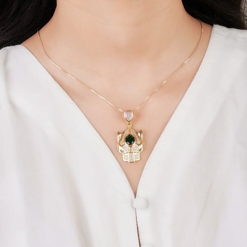 قلاده بنمط التايقر ذوق عالي جدا