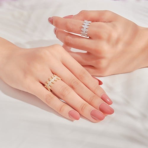 خاتم نمط الدبله مرصع بالزركون فري سايز