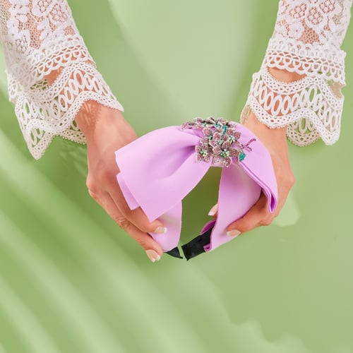 أطواق صناعه يدويه مطرز بالكريستال الملون من البارو