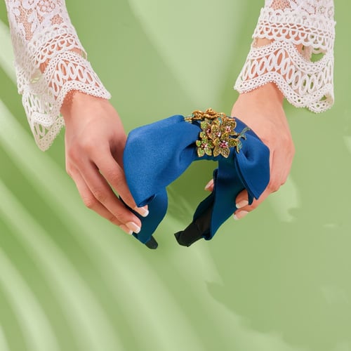 أطواق صناعه يدويه مطرز بالكريستال الملون من البارو