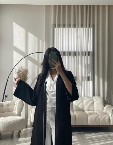 عبايه ساده اطراف قيطان