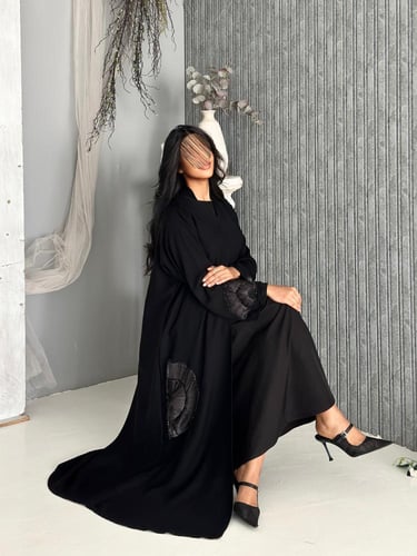 عبايه ورد بارز