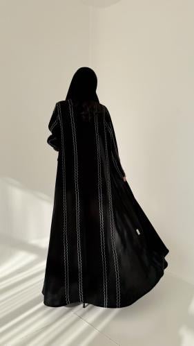 عبايه قيطان