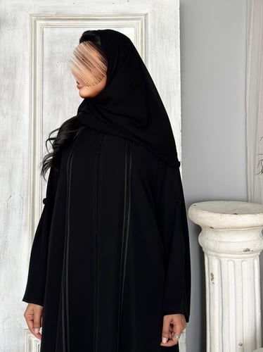 عبايه بكسره من الخلف