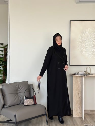 عباية بليزر اسود محدد بزيتي