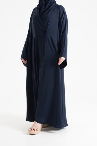 عباية من الحرير باللون الكحلي