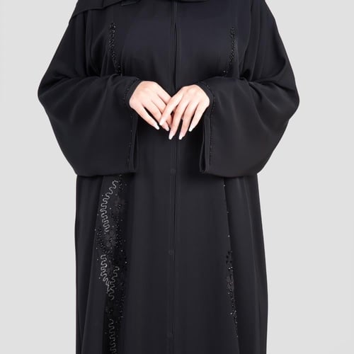 عباية فاخرة مصنوعة من حرير التميز الناعم،