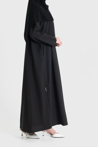 عباية سادة من الكريب سحاب