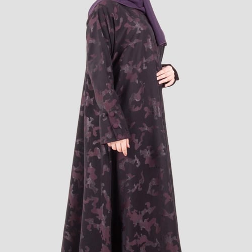 عباية أنيقة من قماش الكريب المشجر