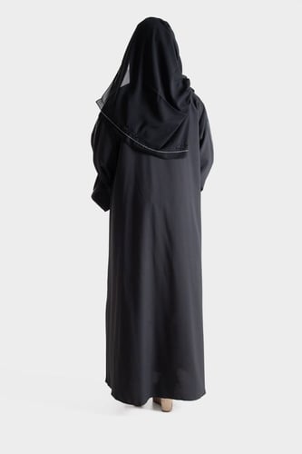 عباية لف من قماش الكريب