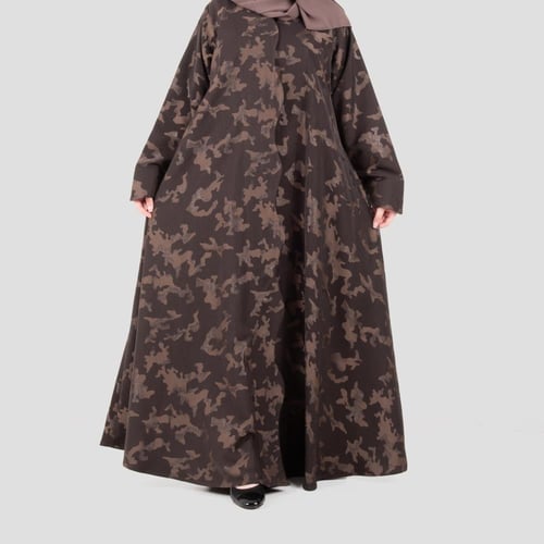 عباية ملونة بقماش مشجر